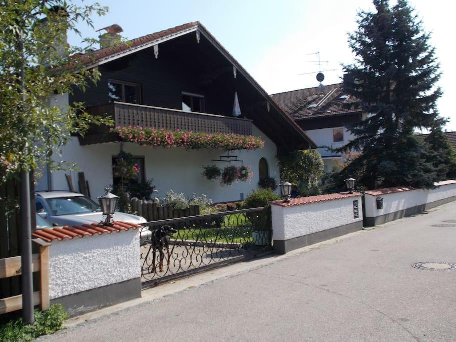 Xxl Apartment, 10 Beds, 4 Sleep-Rooms, 140Qm, 2 Wc, 2 Shower && Bruckmühl Esterno foto